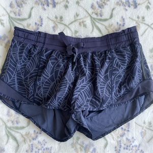 Lululemon Hotty Hot Shorts Pretty Palm Cadet Grey Blue